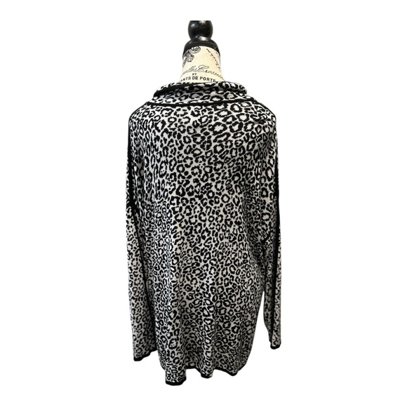 Ruby Rd 2X Leopard Print Knit Long Sleeve Dolman Sweater Turtleneck L/S - Picture 2 of 5
